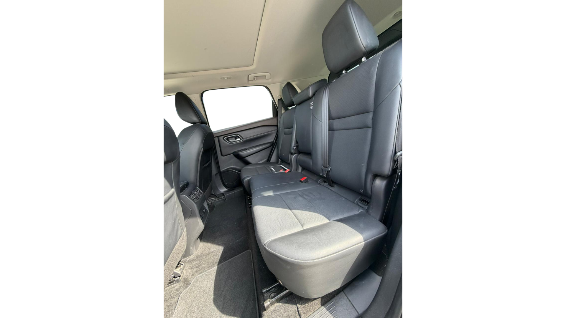 2023 Nissan X-TRAIL PLATINUM 2 FILAS