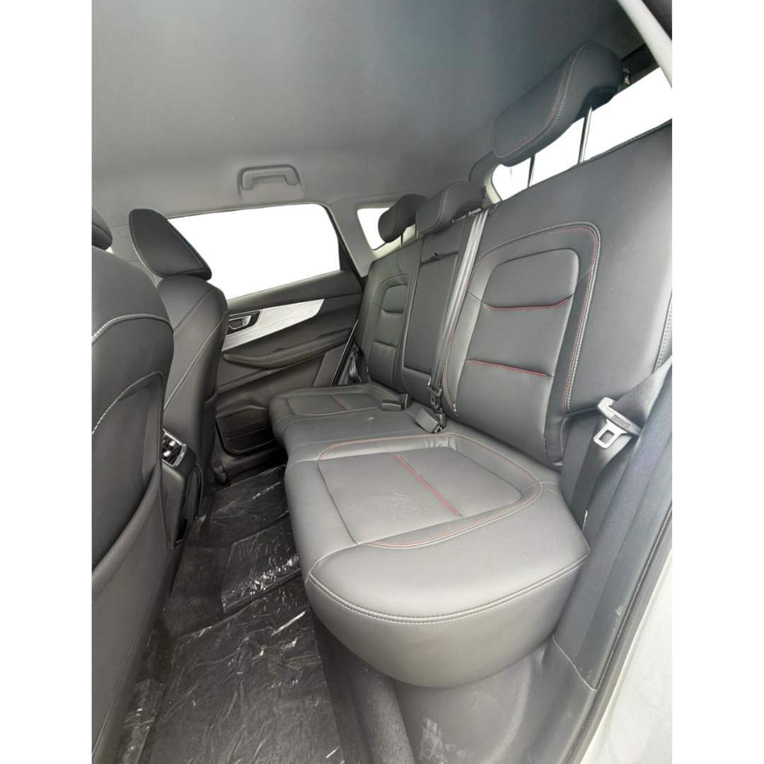 2023 CHIREY TIGGO 7 PRO 5 PTS COMFORT 15T CVT AAC RA-18.