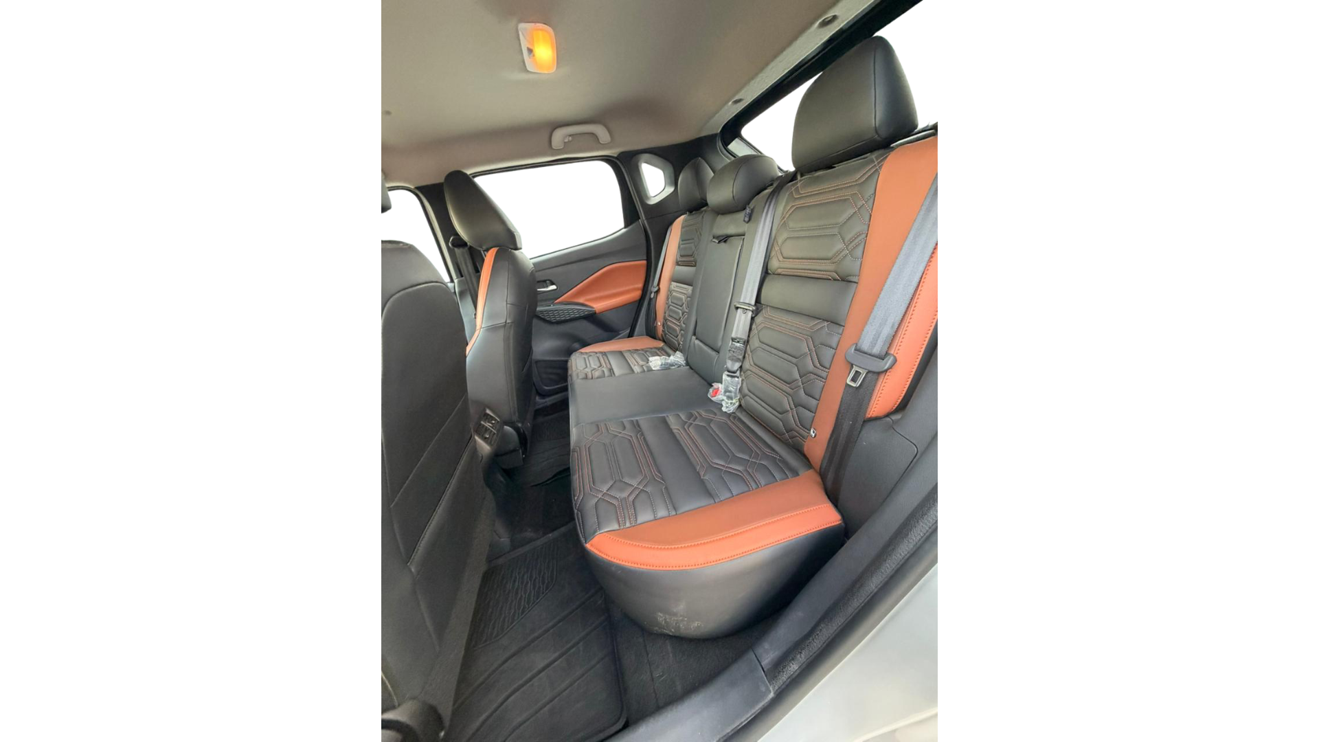 2025 Nissan MAGNITE 5 PUERTAS EXCLUSIVE 1.0 LTS CVT T