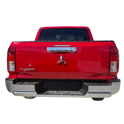 2025 Mitsubishi L200 4P GLX DOBLE L42.4T DIESEL MAN 4X4