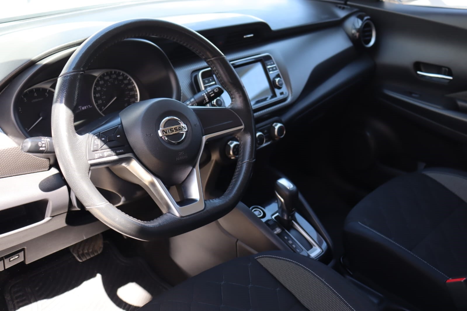 2018 Nissan Kicks ADVANCE, L4, 1.6L, 118 CP, 5 PUERTAS, AUT