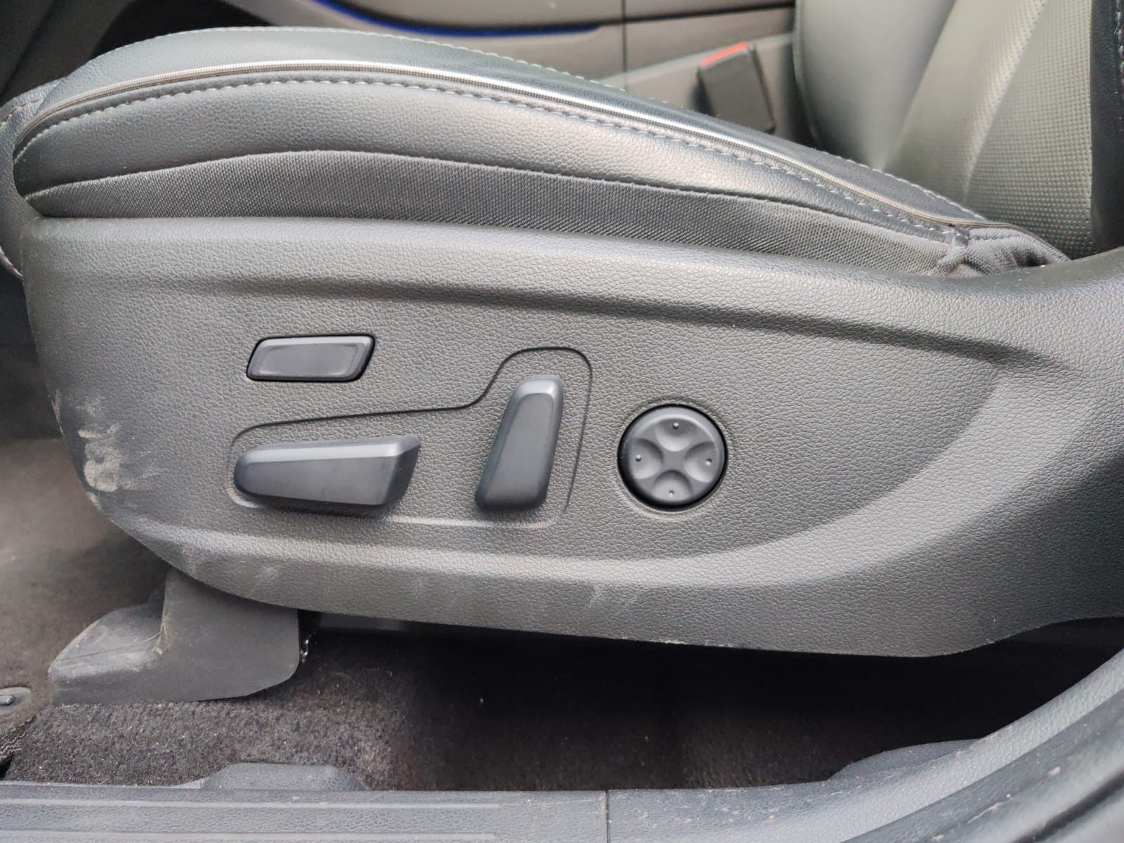 2024 Hyundai SANTAFE LIMITED TECH