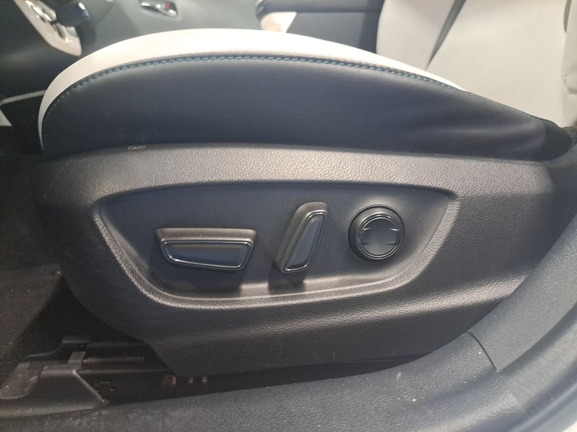 2018 Toyota PRIUS PREMIUM CVT