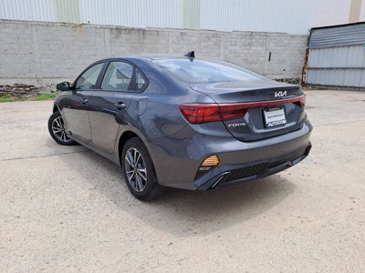 2023 Kia FORTE LX IVT