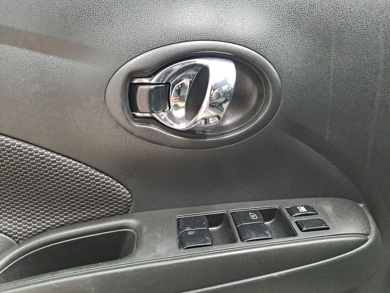 2018 Nissan VERSA ADVANCE MT AC