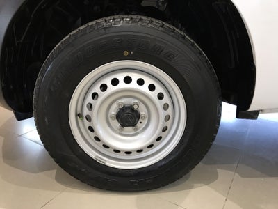2024 Nissan NP300 NP300 CHASIS TM AC 24