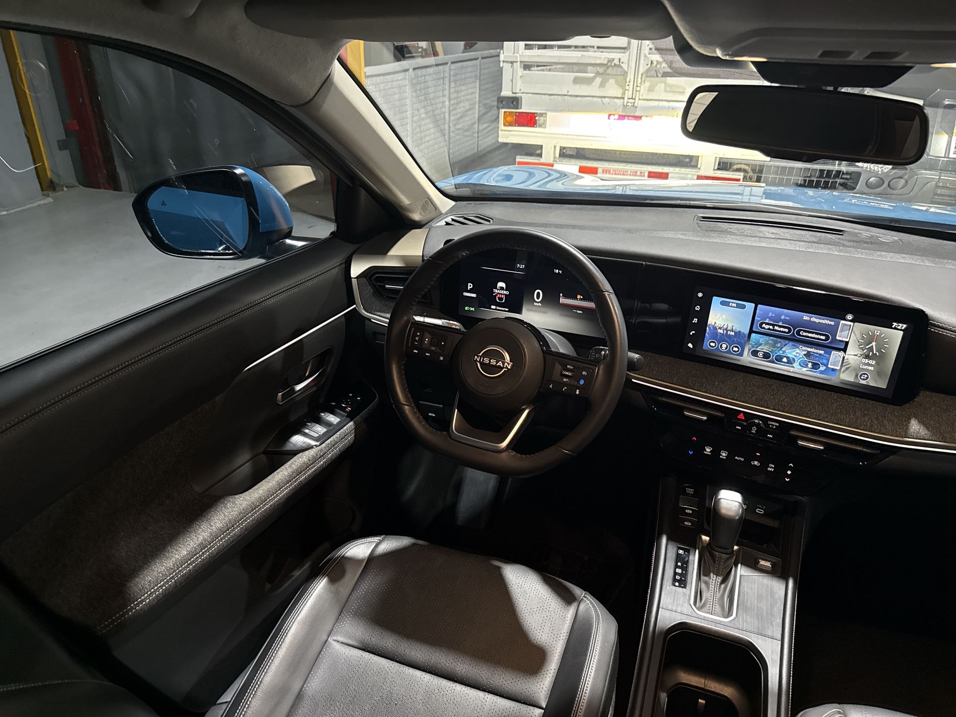 2025 Nissan KICKS KICKS PLATINUM CVT