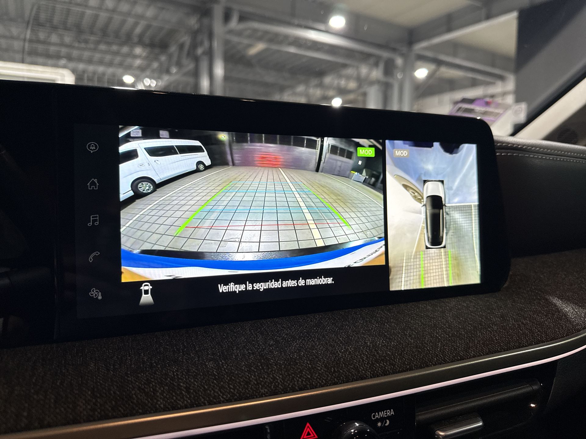 2025 Nissan KICKS KICKS PLATINUM CVT