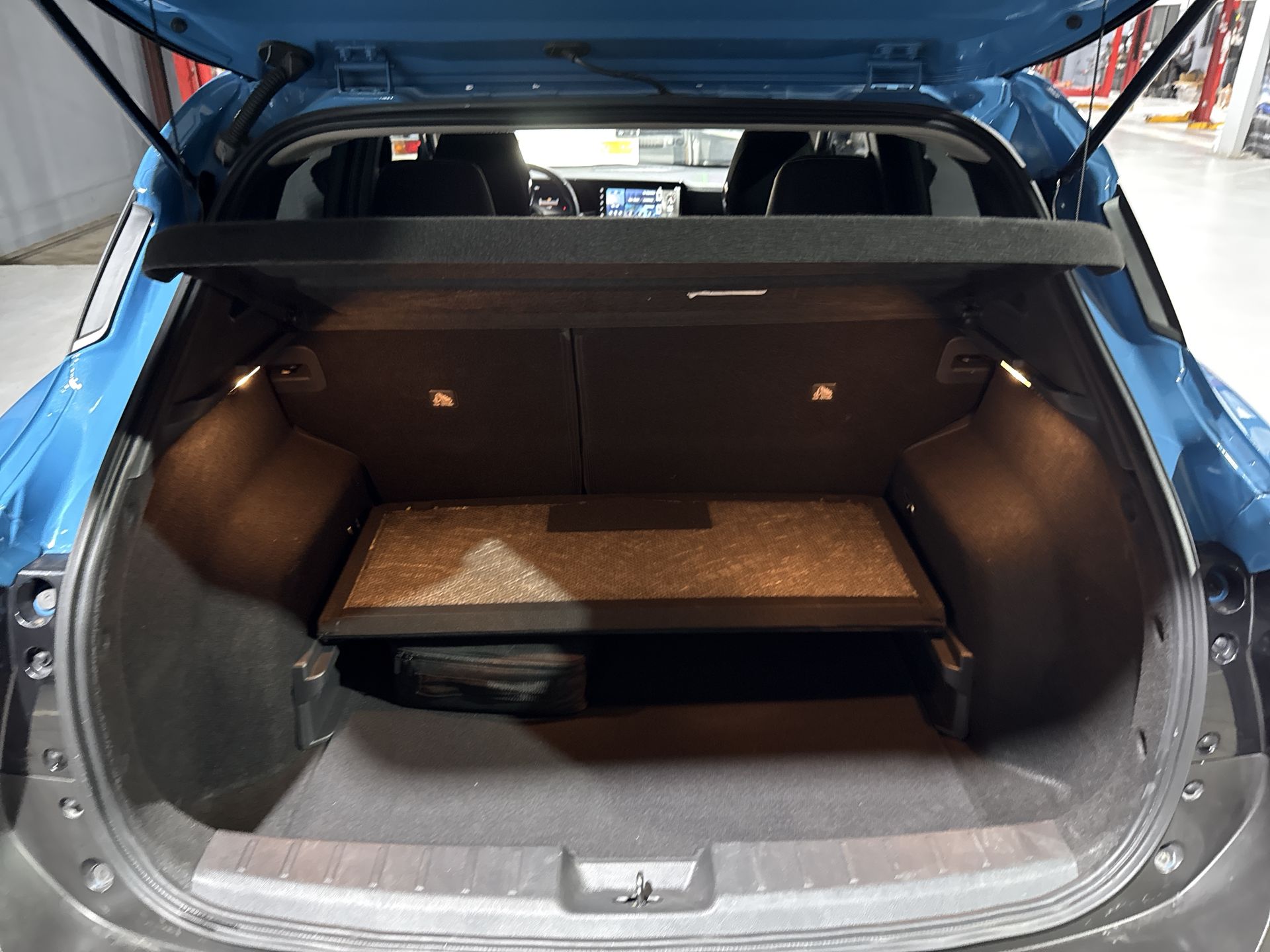 2025 Nissan KICKS KICKS PLATINUM CVT