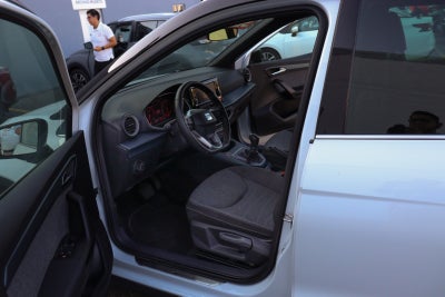 2023 SEAT ARONA 5 PTS XPERIENCE 16L CLIMATRONIC CAMARA REVERSA F LED RA-17