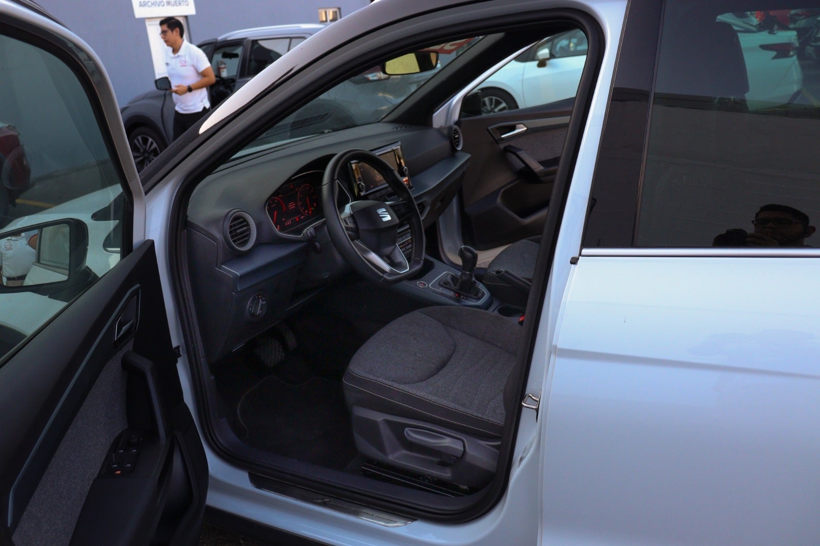 2023 SEAT ARONA 5 PTS XPERIENCE 16L CLIMATRONIC CAMARA REVERSA F LED RA-17