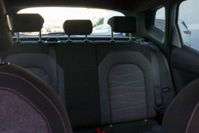 2023 SEAT ARONA 5 PTS XPERIENCE 16L CLIMATRONIC CAMARA REVERSA F LED RA-17