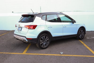 2023 SEAT ARONA 5 PTS XPERIENCE 16L CLIMATRONIC CAMARA REVERSA F LED RA-17