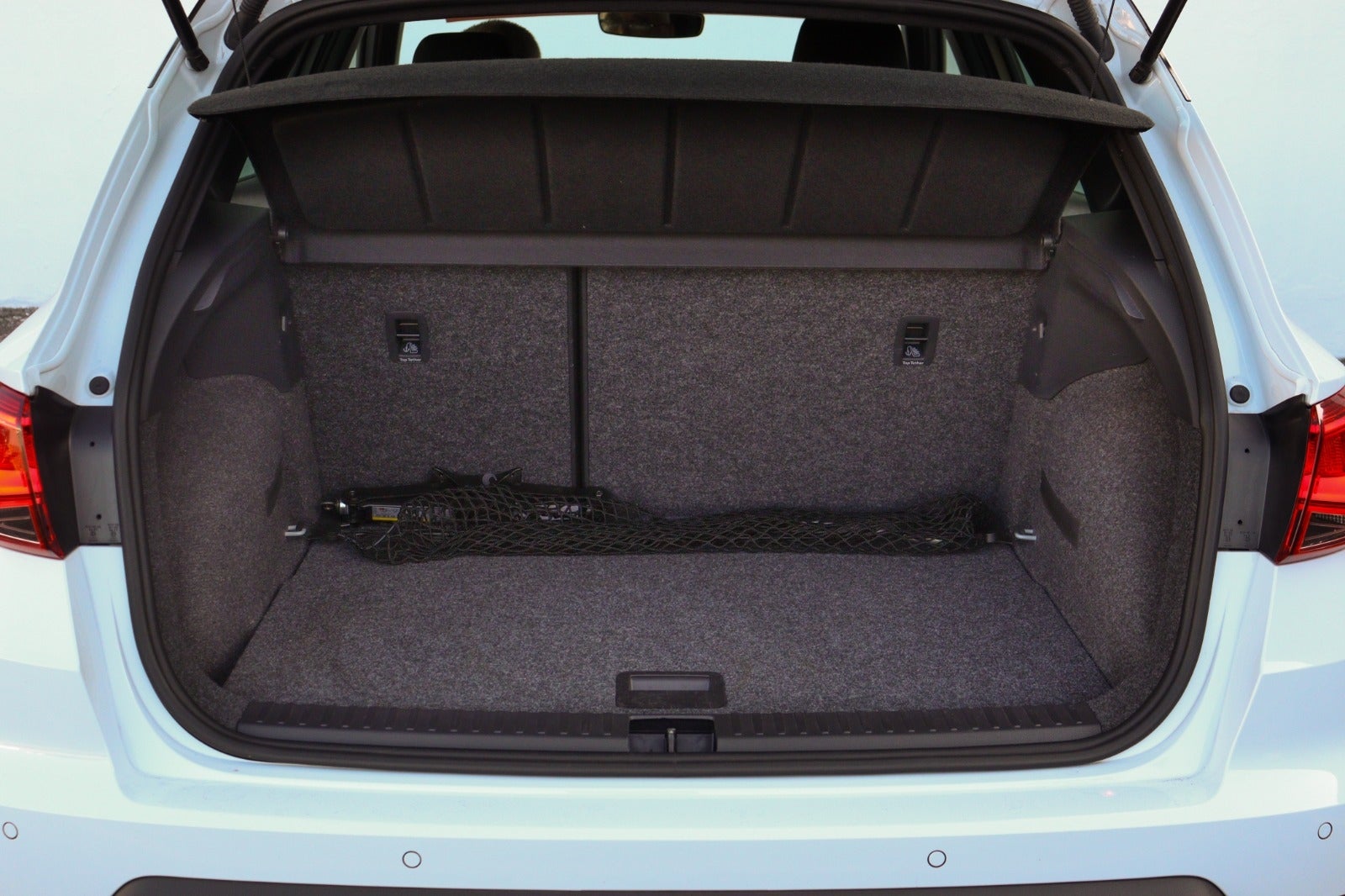 2023 SEAT ARONA 5 PTS XPERIENCE 16L CLIMATRONIC CAMARA REVERSA F LED RA-17