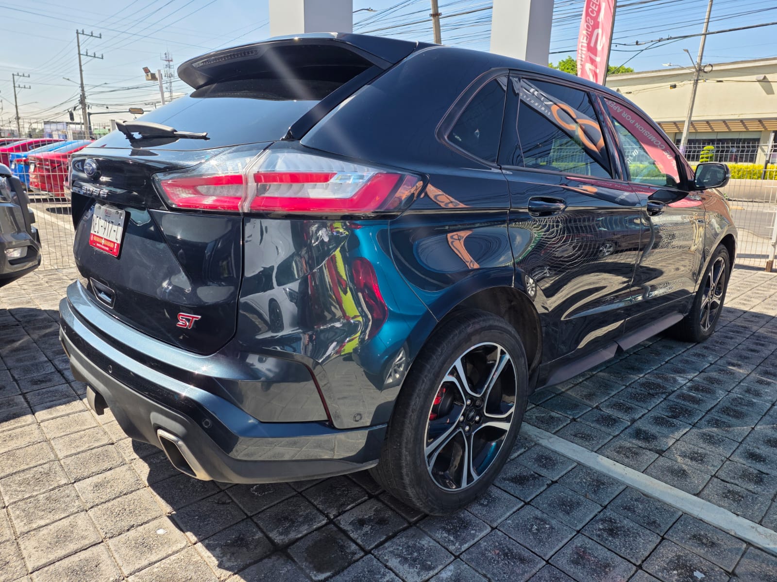 2023 Ford EDGE 5P ST V62.7T AUT