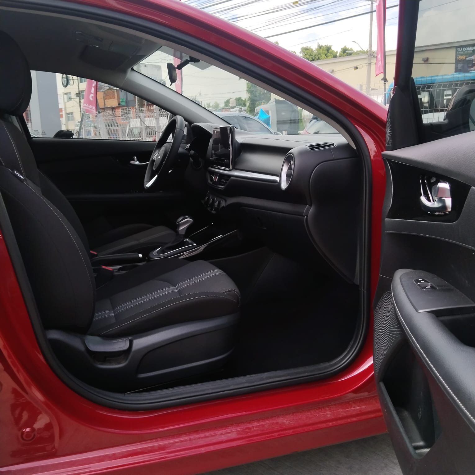 2024 Kia FORTE 4P EX L42.0 AUT