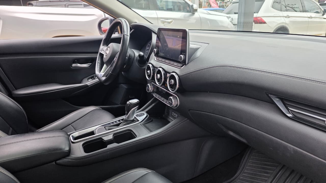 2024 Nissan SENTRA 4P SR PLATINUM BI-TONO L42.0 AUT