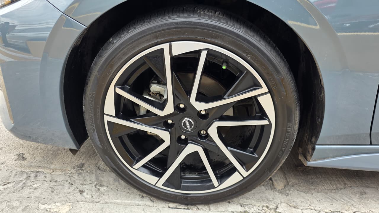 2024 Nissan SENTRA 4P SR PLATINUM BI-TONO L42.0 AUT
