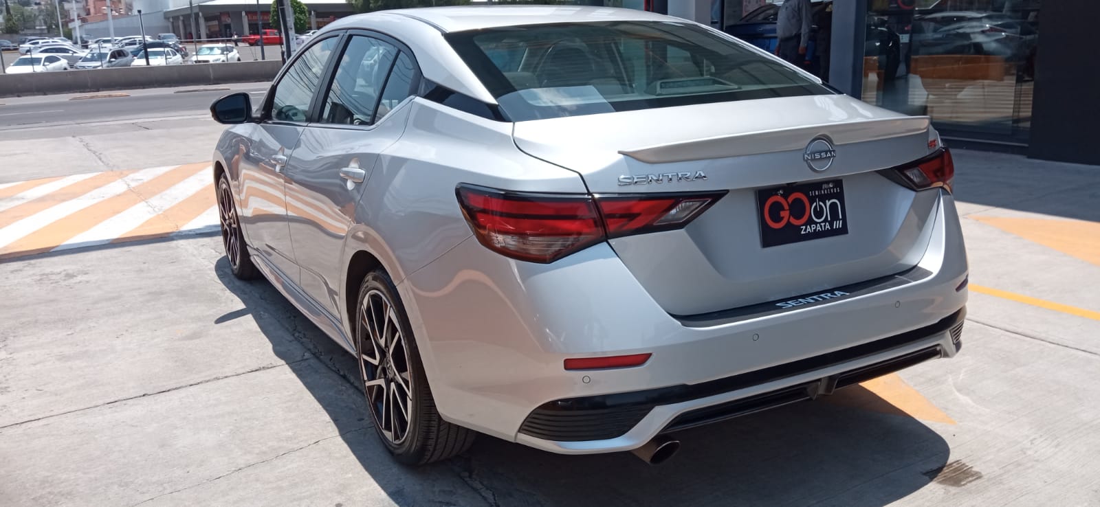 2025 Nissan SENTRA 4P SR L42.0 AUT