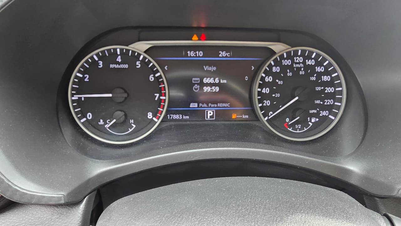 2025 Nissan SENTRA 4P SR PLATINUM BI-TONO L42.0 AUT