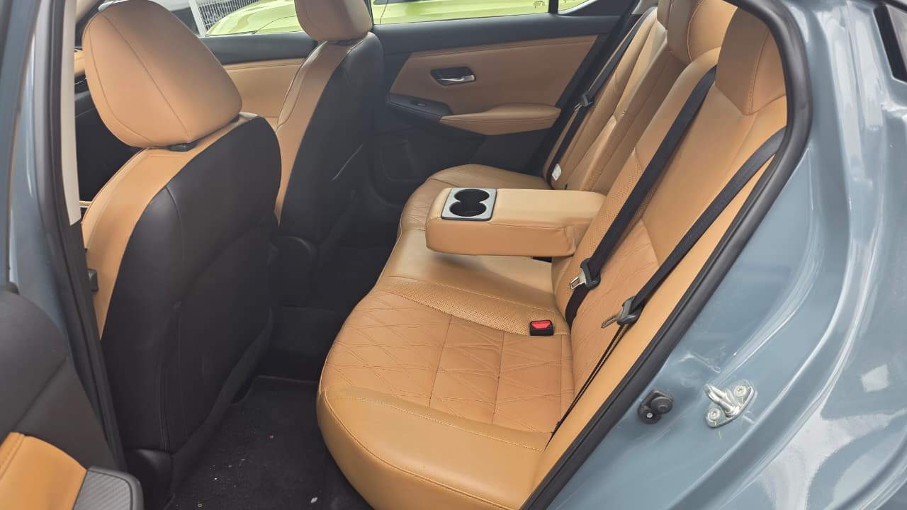 2025 Nissan SENTRA 4P SR PLATINUM BI-TONO L42.0 AUT