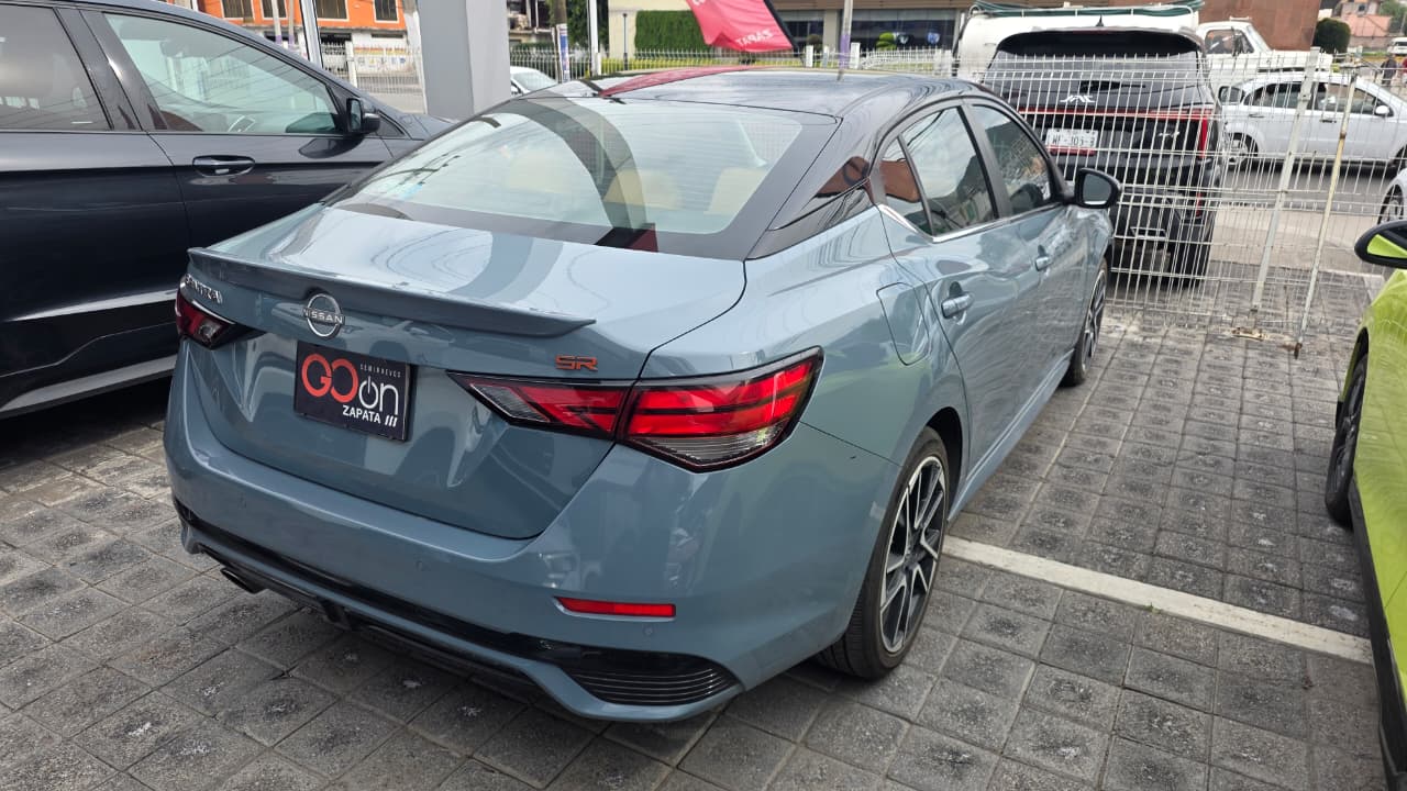 2025 Nissan SENTRA 4P SR PLATINUM BI-TONO L42.0 AUT