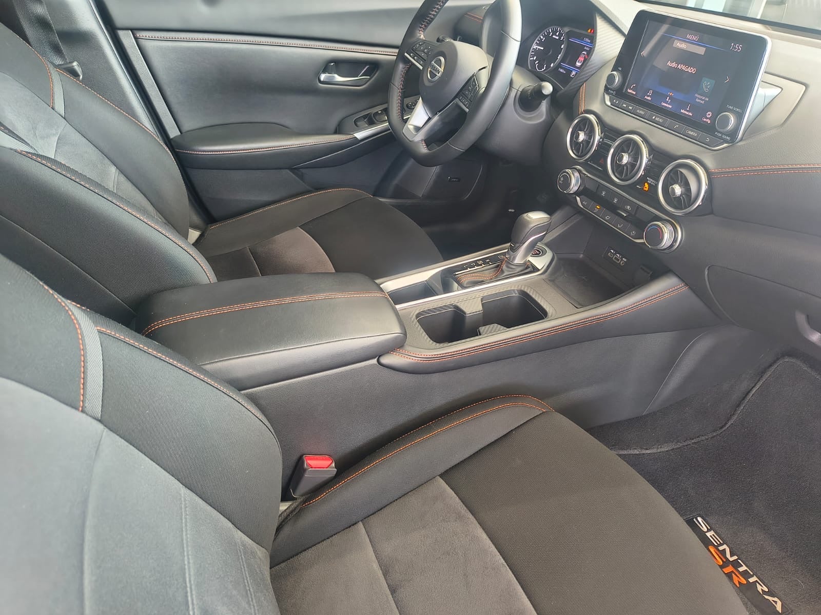2022 Nissan SENTRA 4 PTS SR CVT AAC ASTOS DEPORTIVOS BOSE QC F LED RA-18