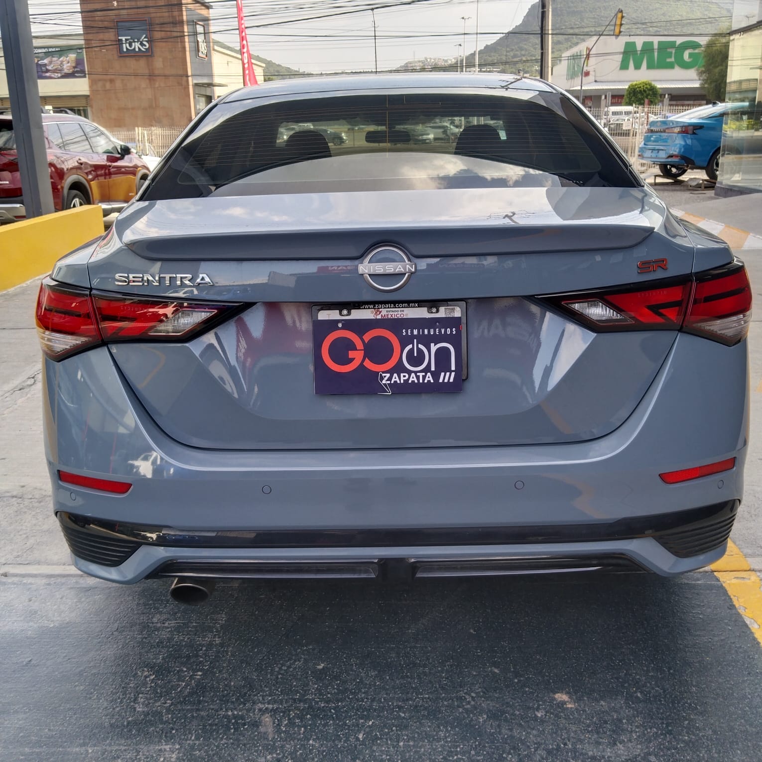 2025 Nissan SENTRA 4P SR PLATINUM BI-TONO L42.0 AUT