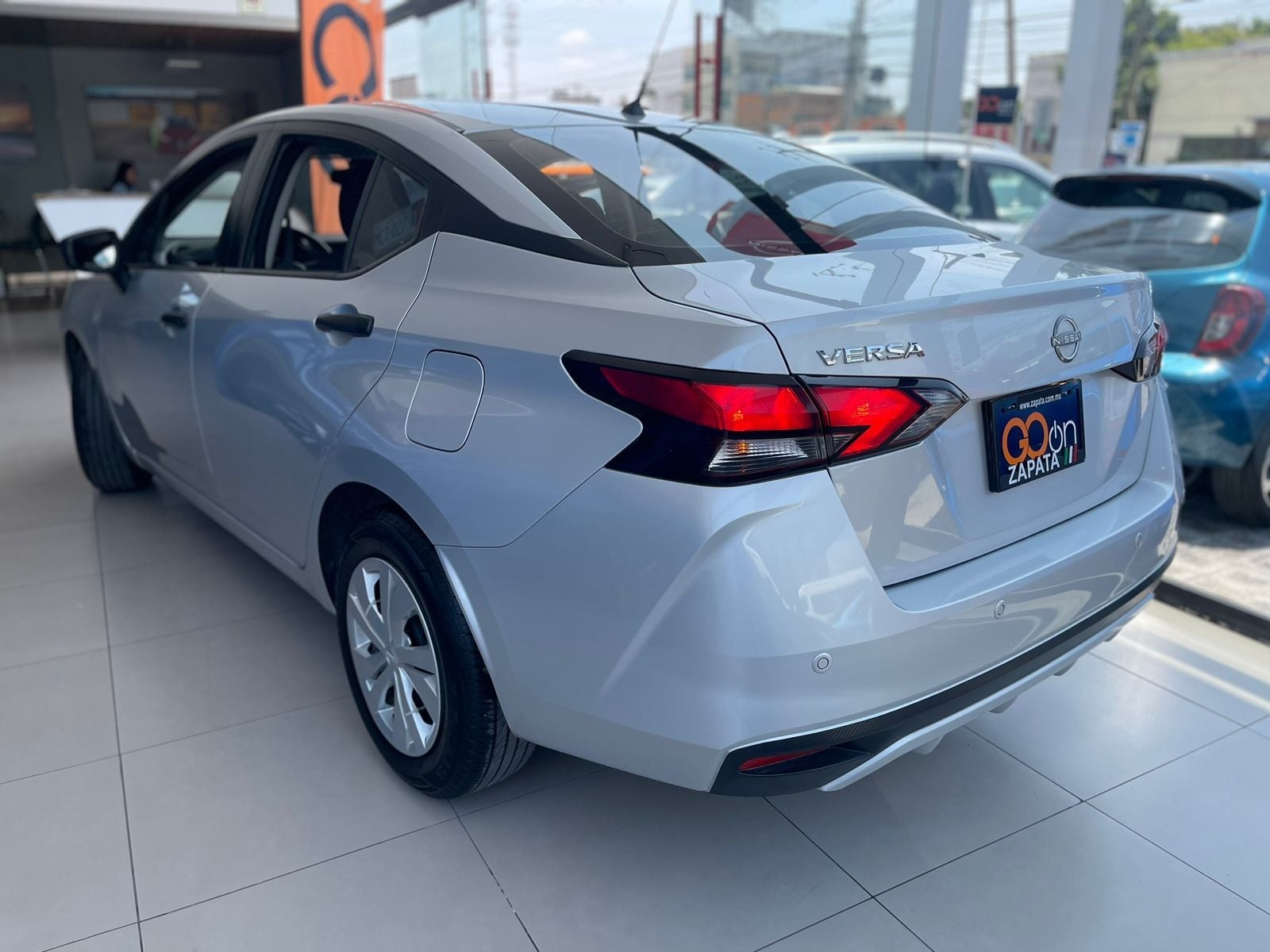 2021 Nissan VERSA 4 PTS SENSE TA AAC VE R-15