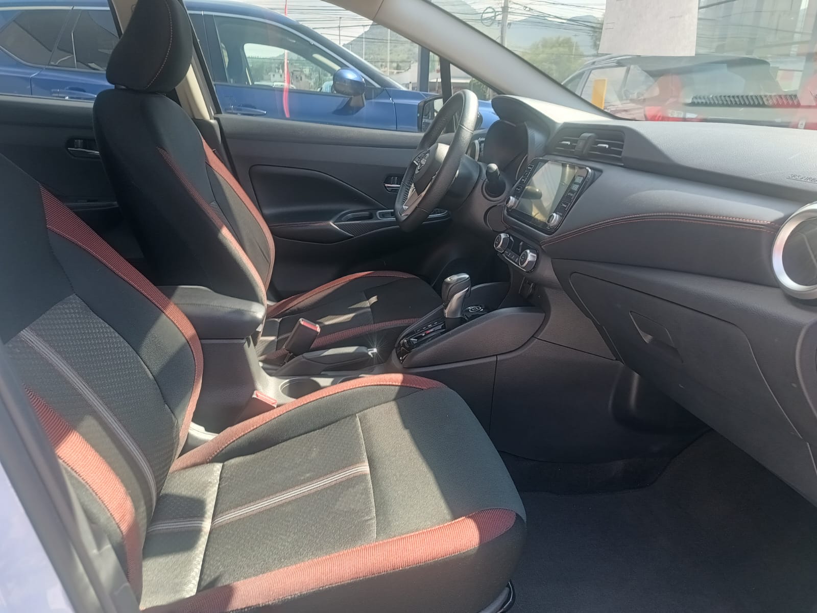 2024 Nissan VERSA 4P SR L41.6 AUT