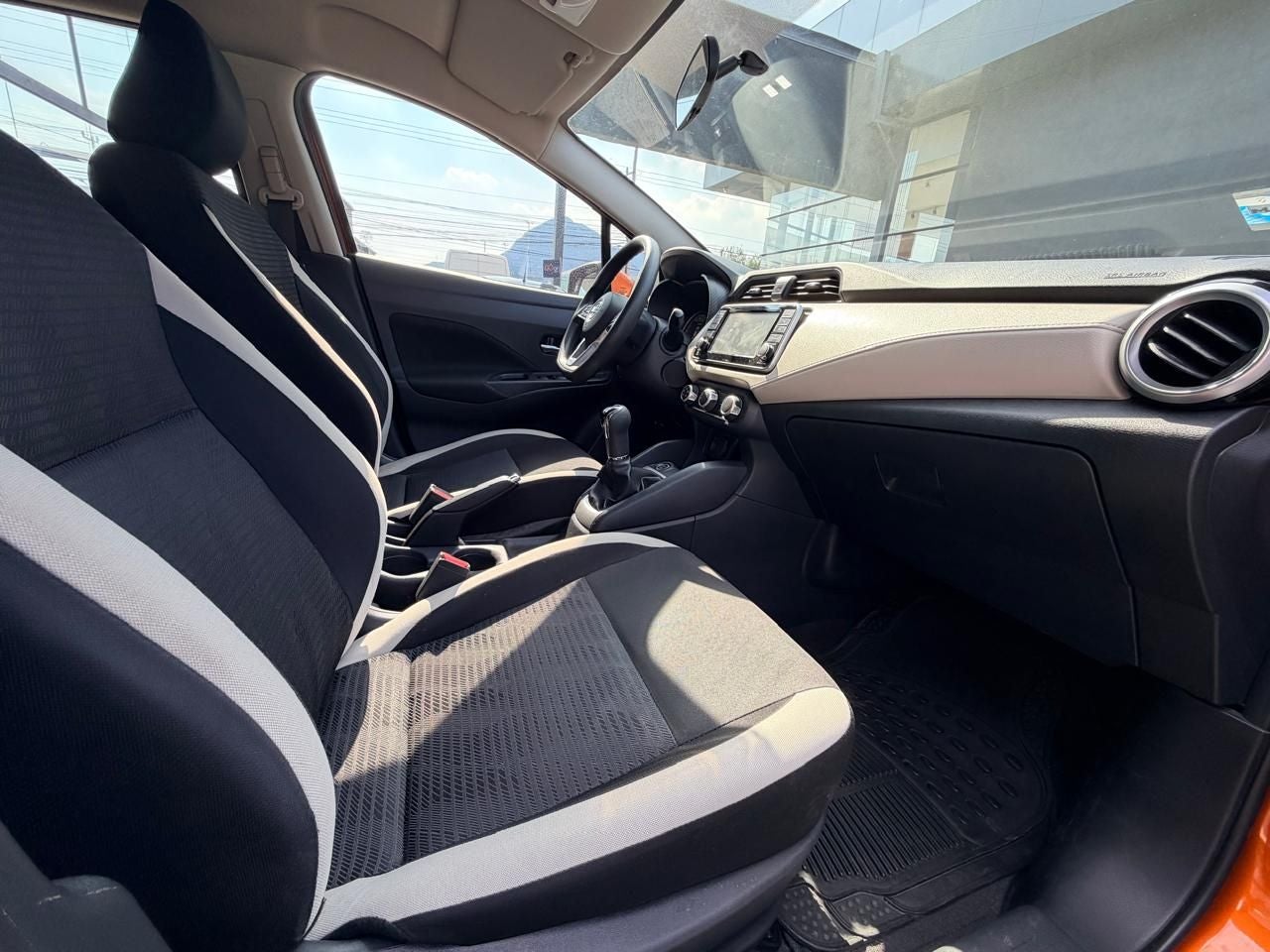 2021 Nissan VERSA 4 PTS ADVANCE TA AAC VE F NIEBLA RA-16