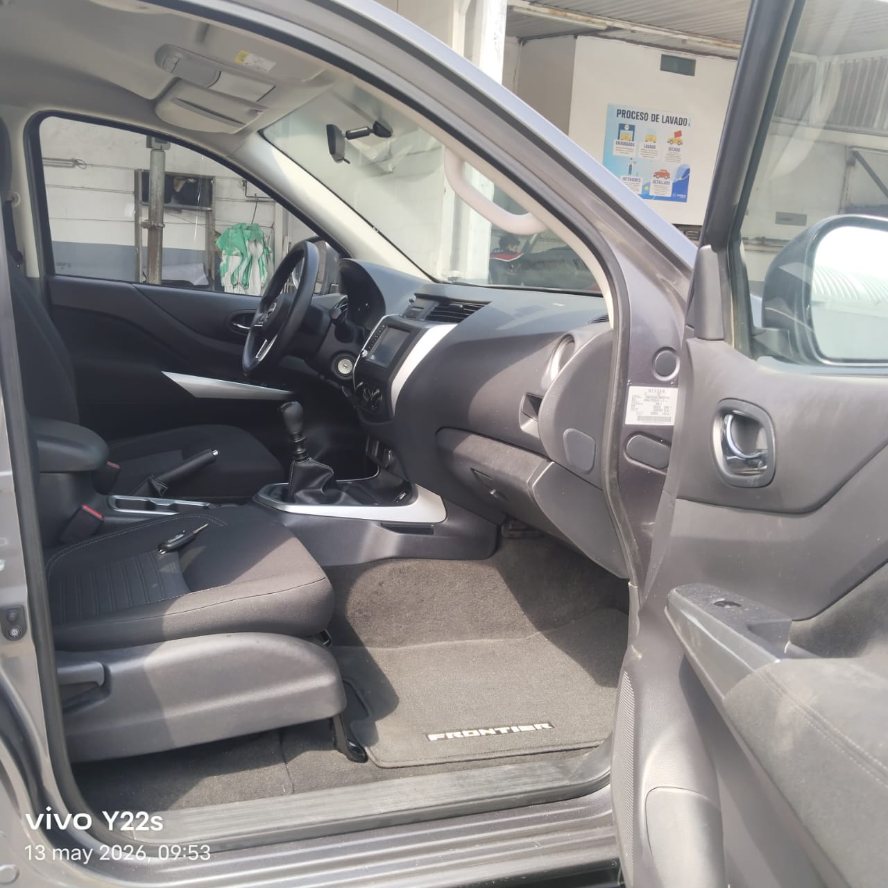 2024 Nissan FRONTIER 4P LE L42.5 MAN