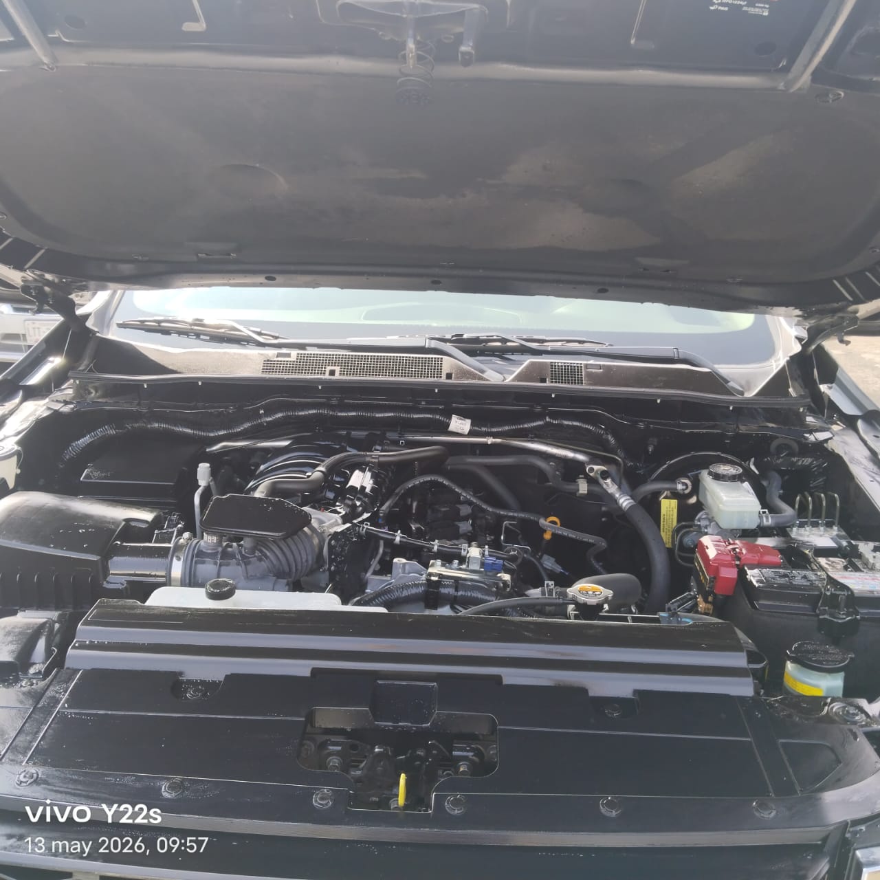 2024 Nissan FRONTIER 4P LE L42.5 MAN