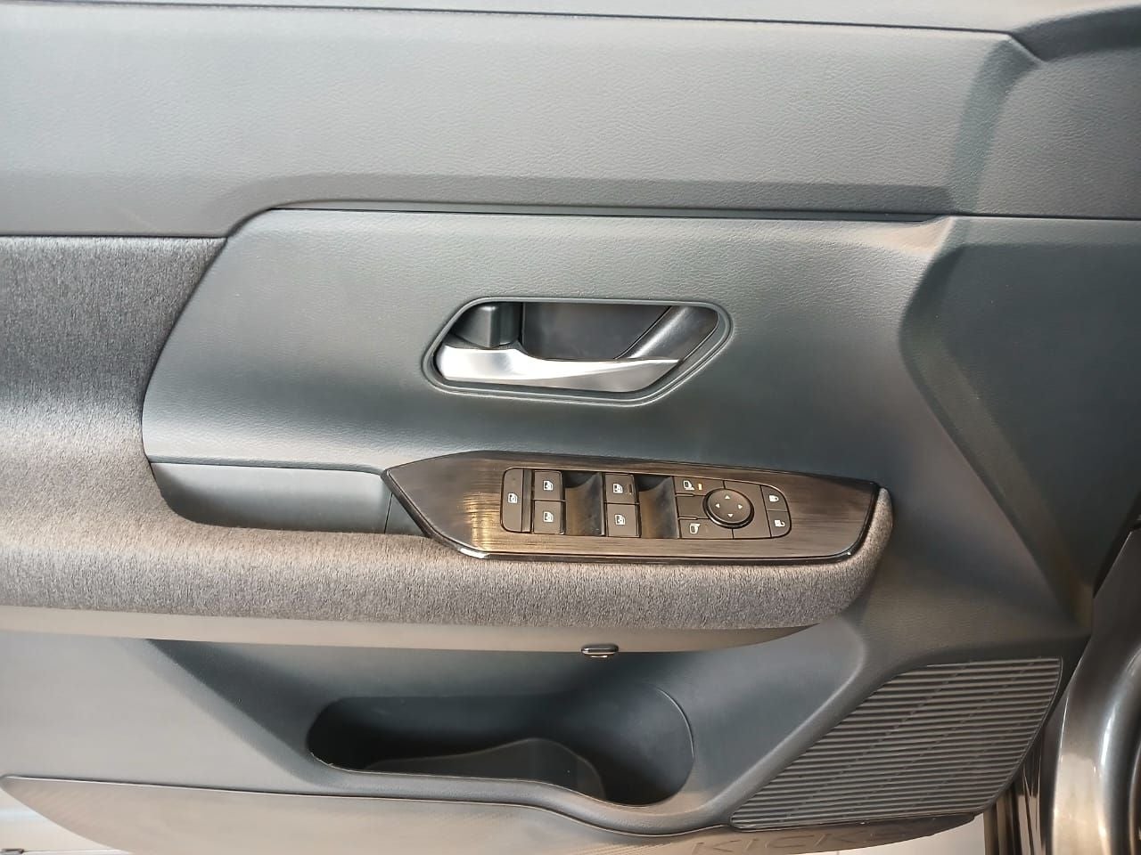 2025 Nissan KICKS 5P ADVANCE L42.0 AUT