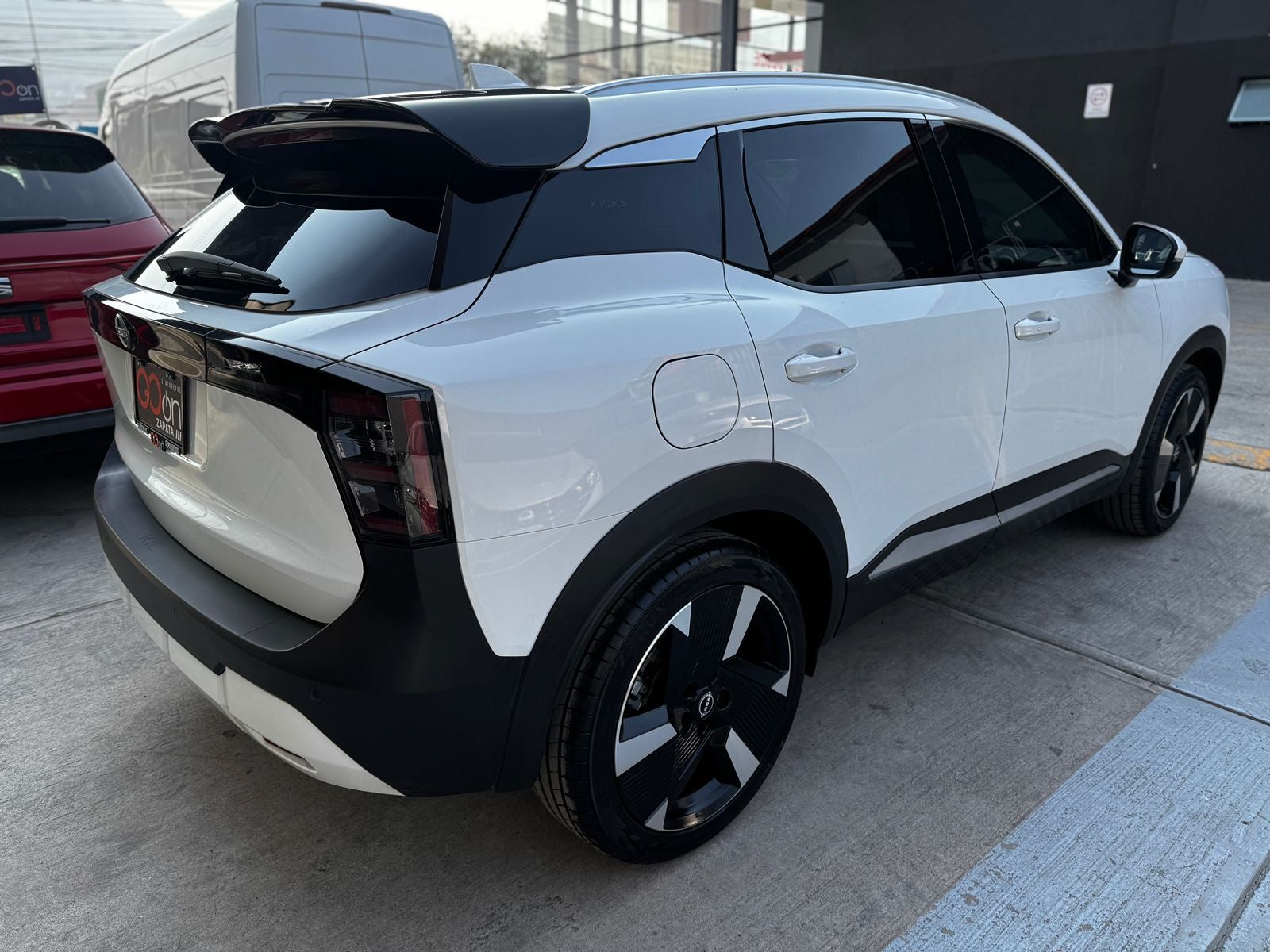 2025 Nissan KICKS 5P PLATINUM L42.0 AUT