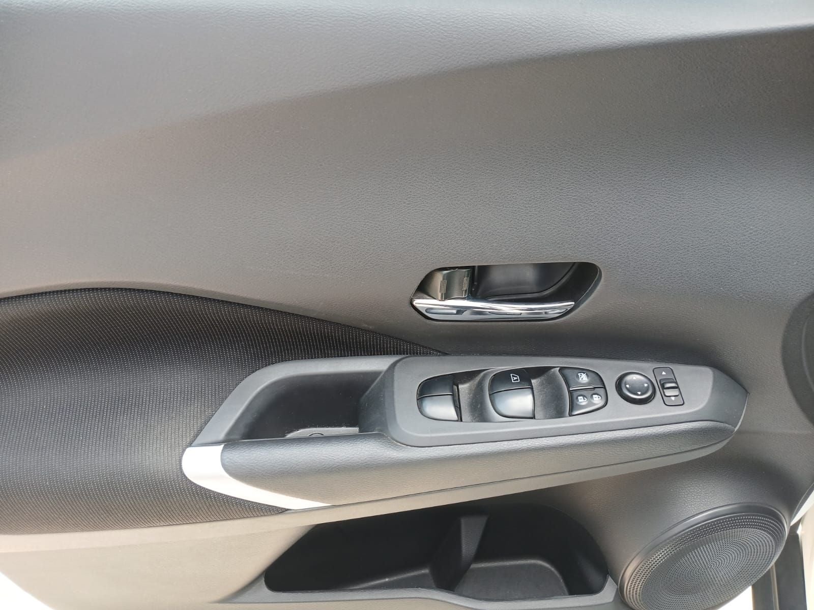 2023 Nissan KICKS 5 PTS ADVANCE 16L TA AAC VE RA-16