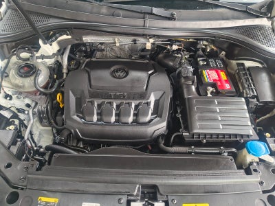 2022 Volkswagen TIGUAN 5 PTS R-LINE 14T DSG PIEL QCP F LED RA-19