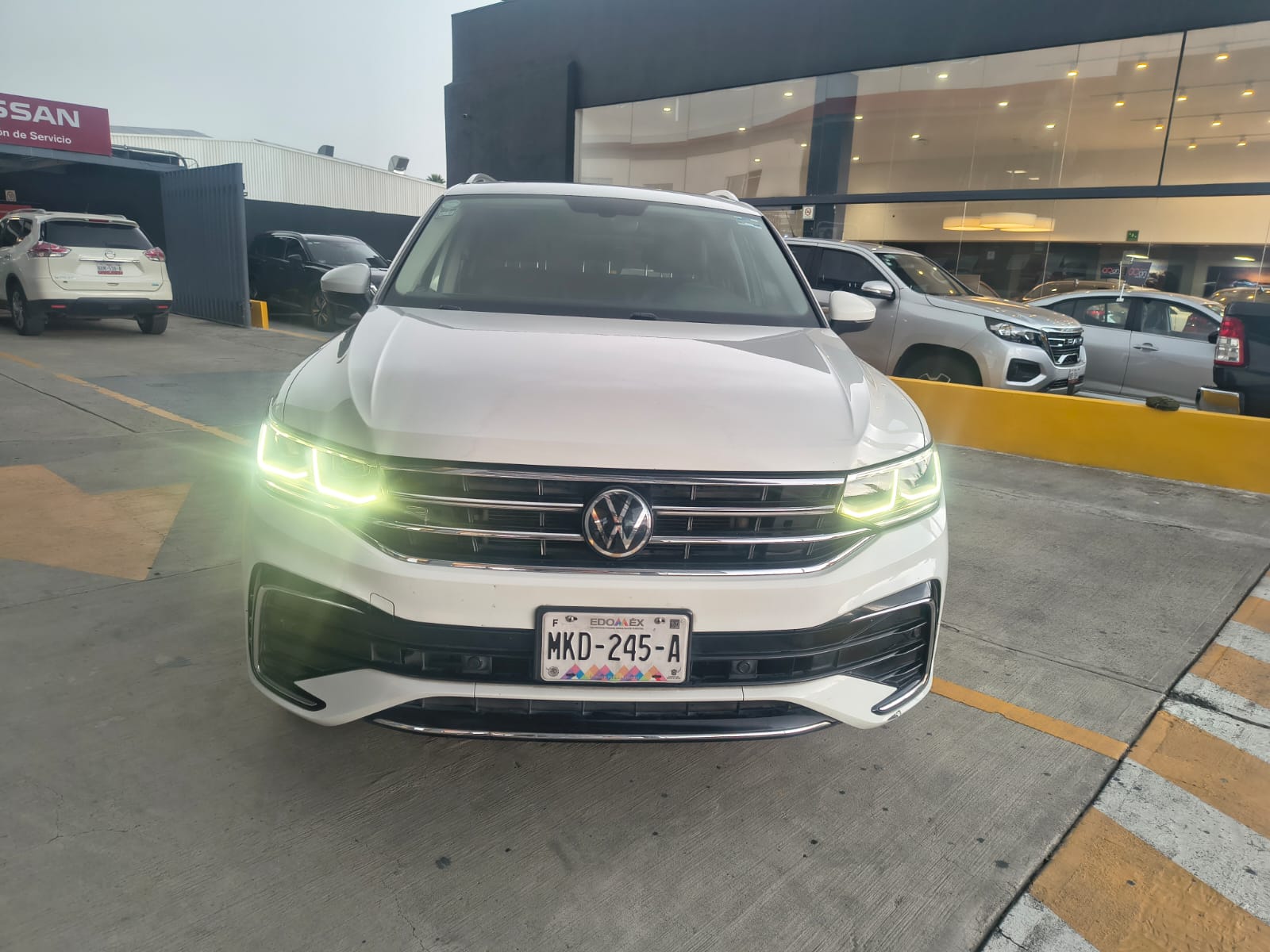 2022 Volkswagen TIGUAN 5 PTS R-LINE 14T DSG PIEL QCP F LED RA-19