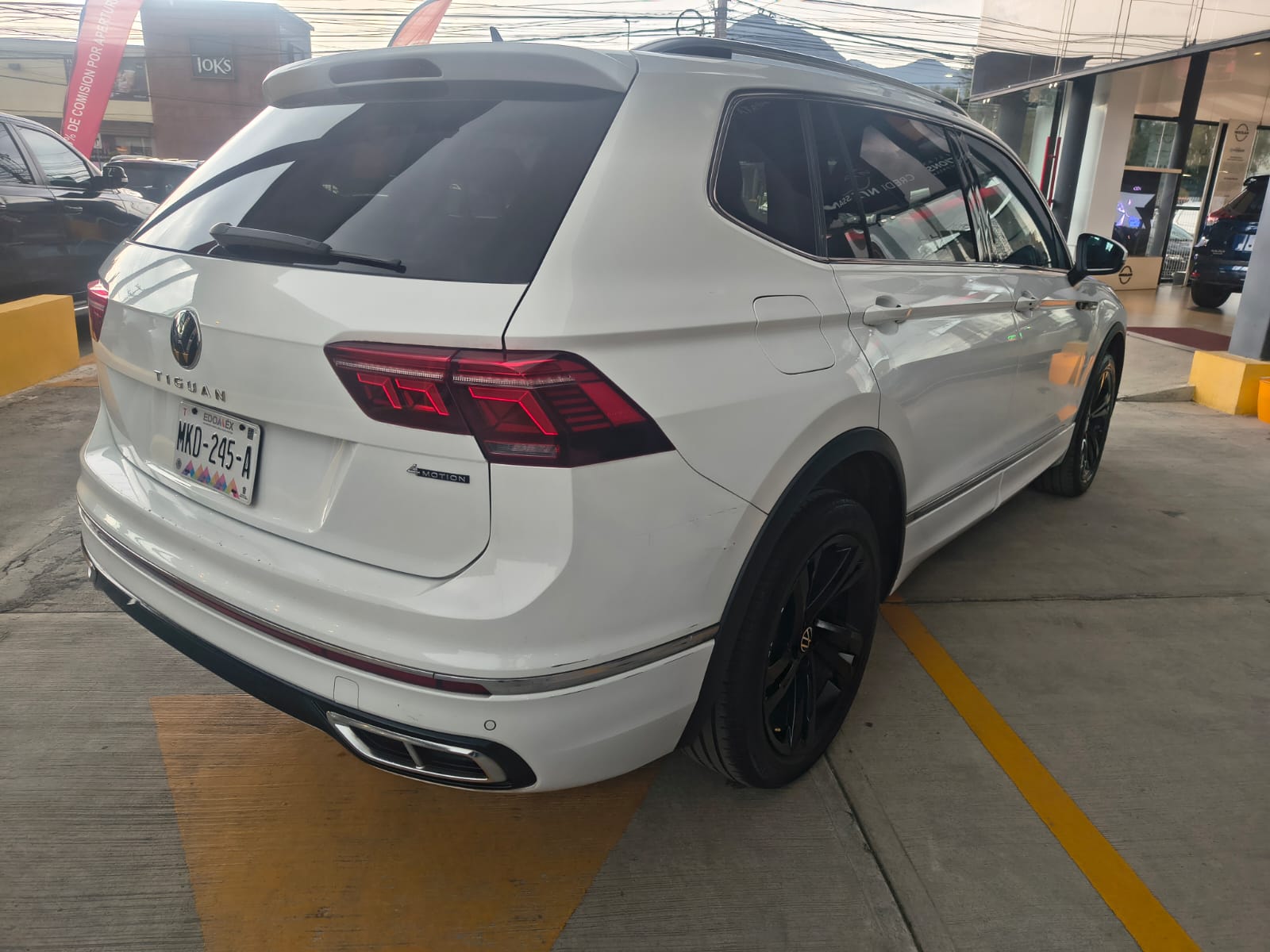2022 Volkswagen TIGUAN 5 PTS R-LINE 14T DSG PIEL QCP F LED RA-19