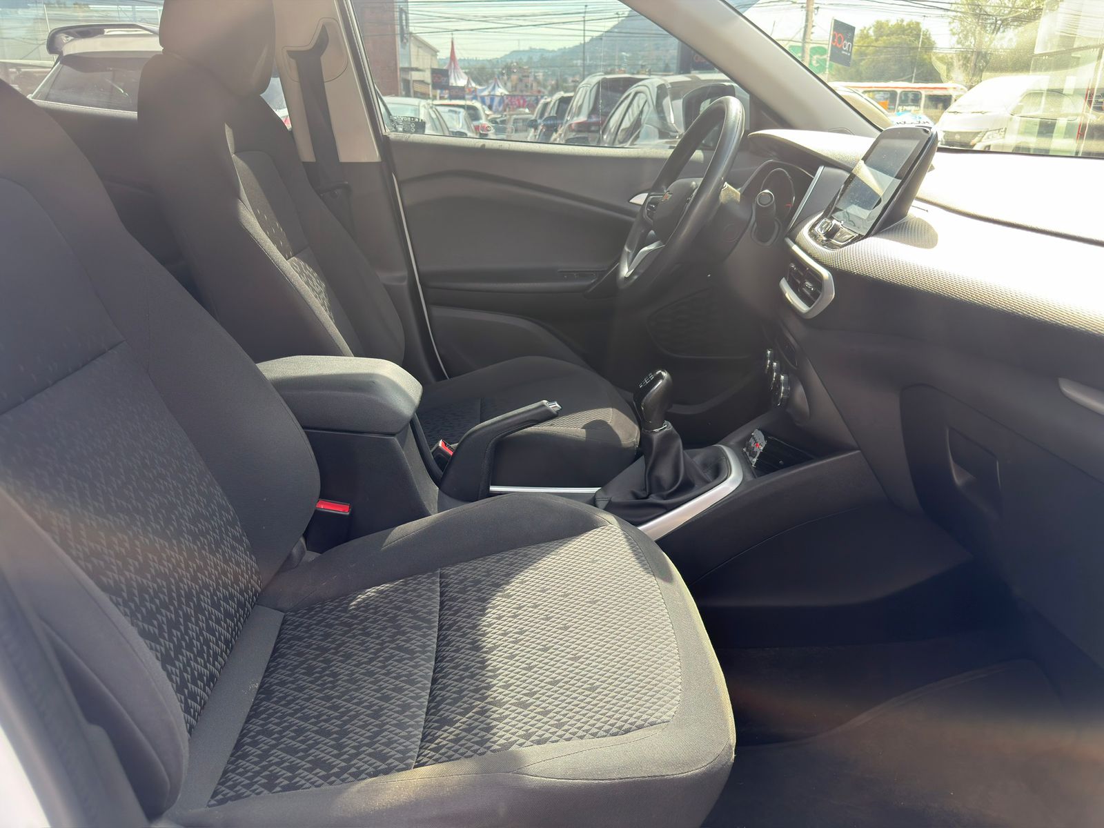 2024 Chevrolet TRACKER 5P LS L31.2T MAN