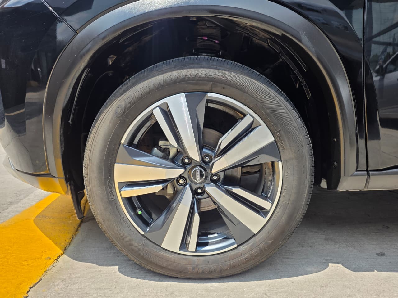 2023 Nissan X-TRAIL 5 PTS PLATINIUM PLUS CVT 2.5 LTS 2 ROW