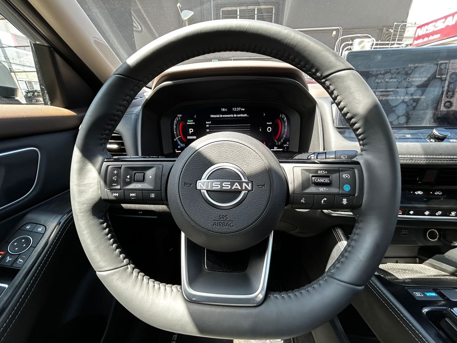 2025 Nissan X-TRAIL 5P PLATINUM E.POWER HEV L31.5 AUT