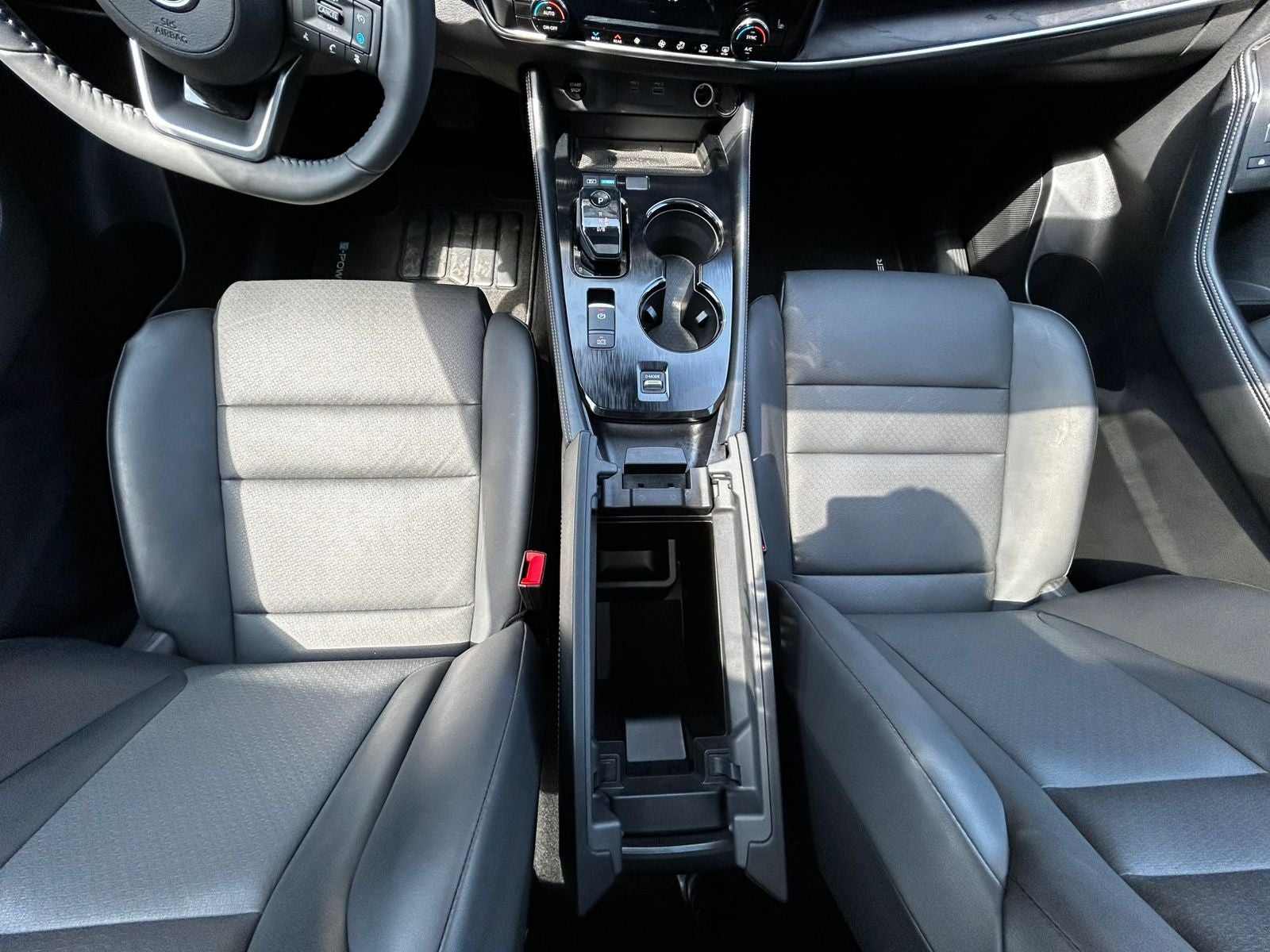 2025 Nissan X-TRAIL 5P PLATINUM E.POWER HEV L31.5 AUT