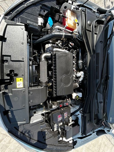 2023 JAC J7 4 PTS LIMITED 15T TA PIEL CAMARA REVERSA TP F LED RA-17