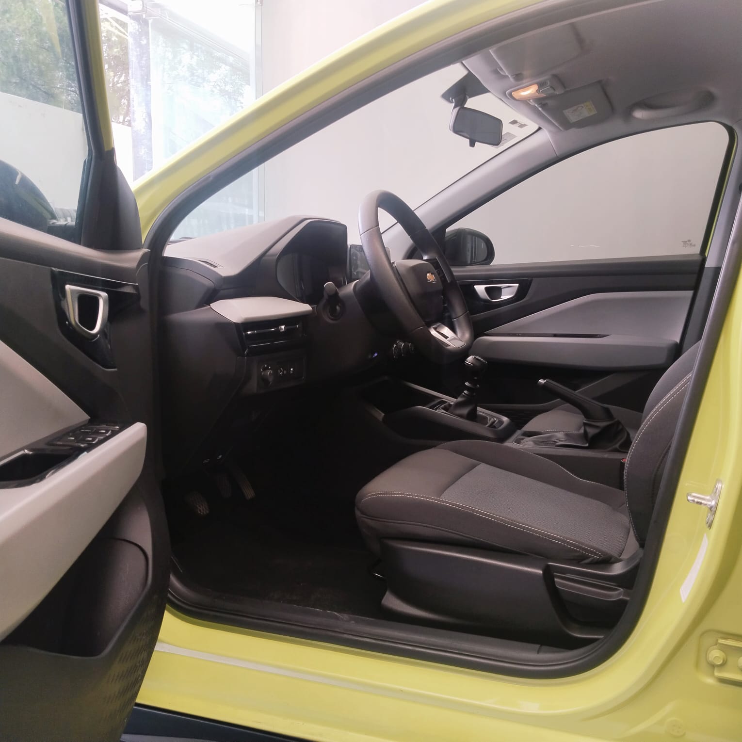 2025 Chevrolet AVEO 5P BLACK EDITION L41.5 MAN