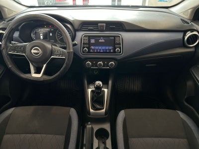 2023 Nissan Versa Base