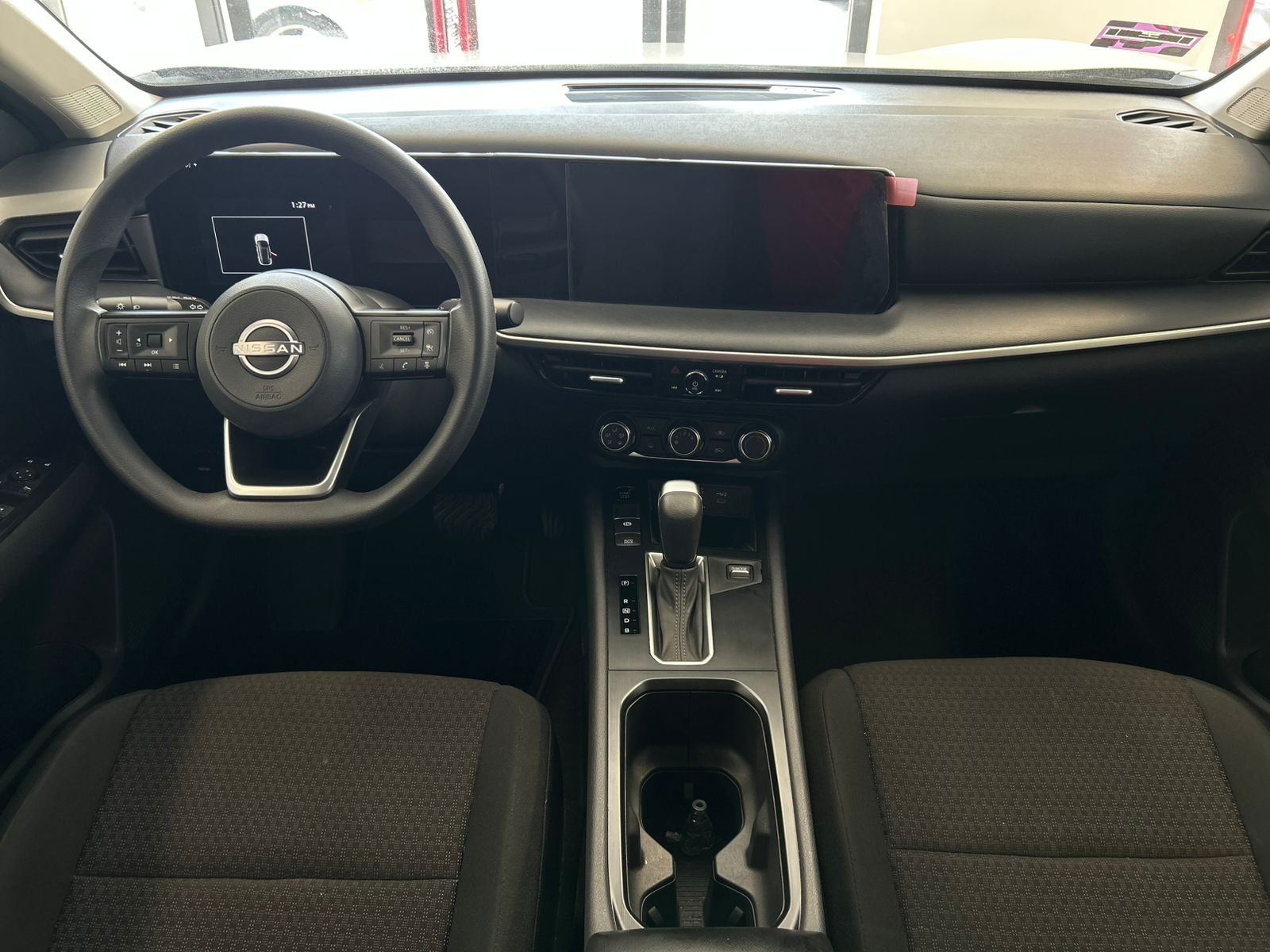 2025 Nissan Kicks SENSE, L4,2.0L, 142 CP, 5 PUERTAS, CVT