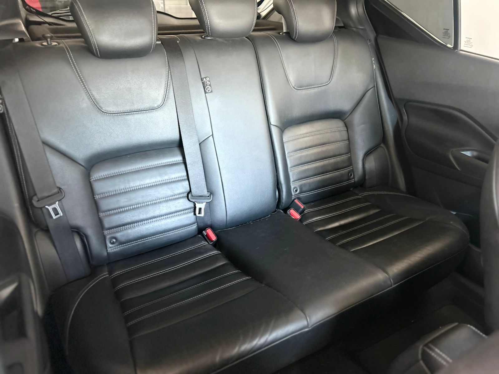 2022 Nissan Kicks Base