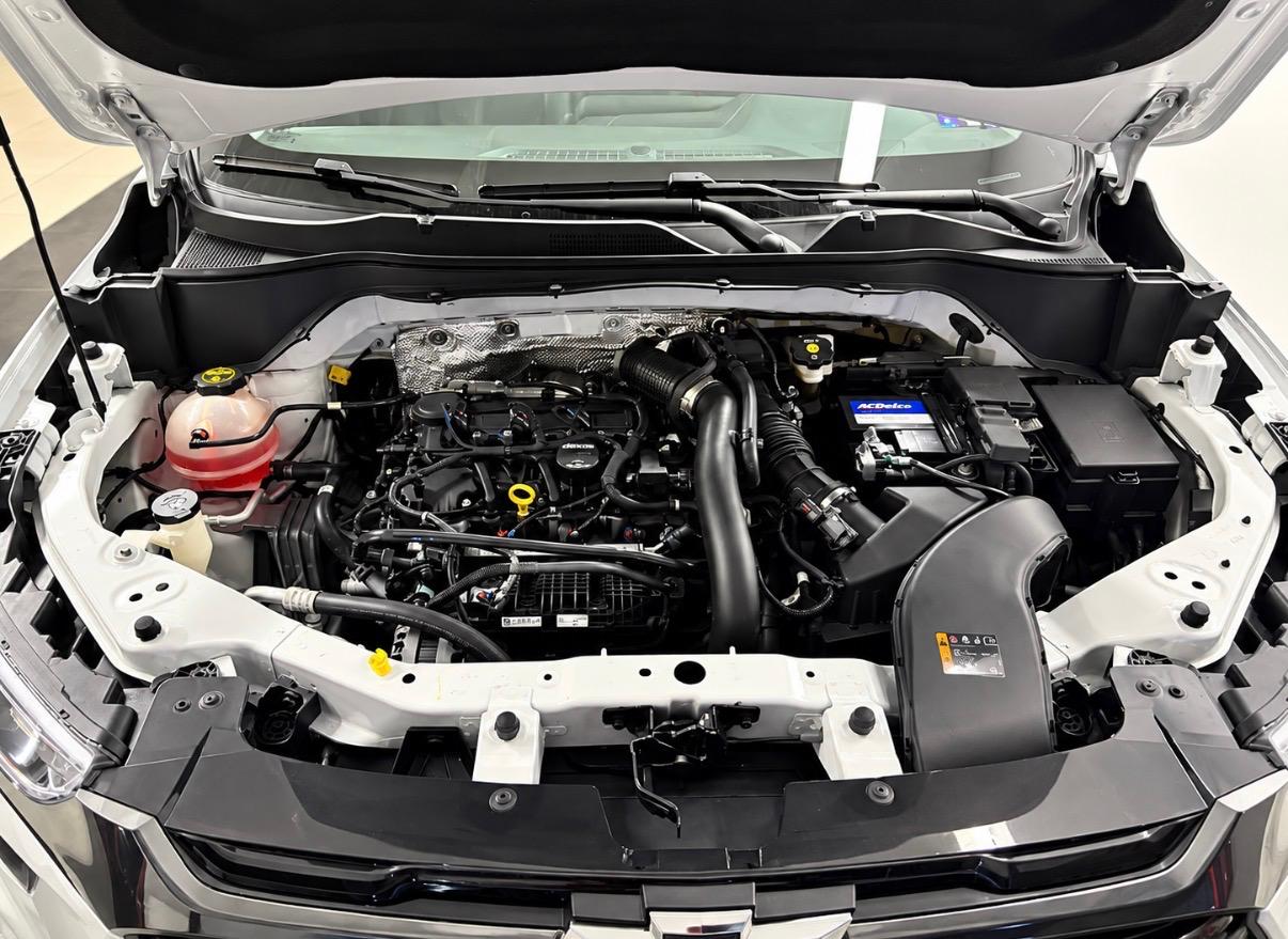 2025 Chevrolet Montana Base