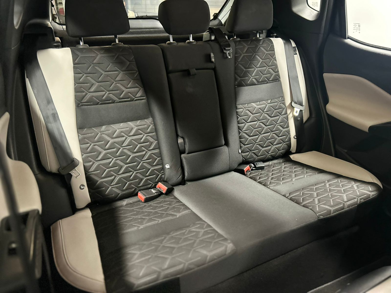2025 Nissan Magnite Base